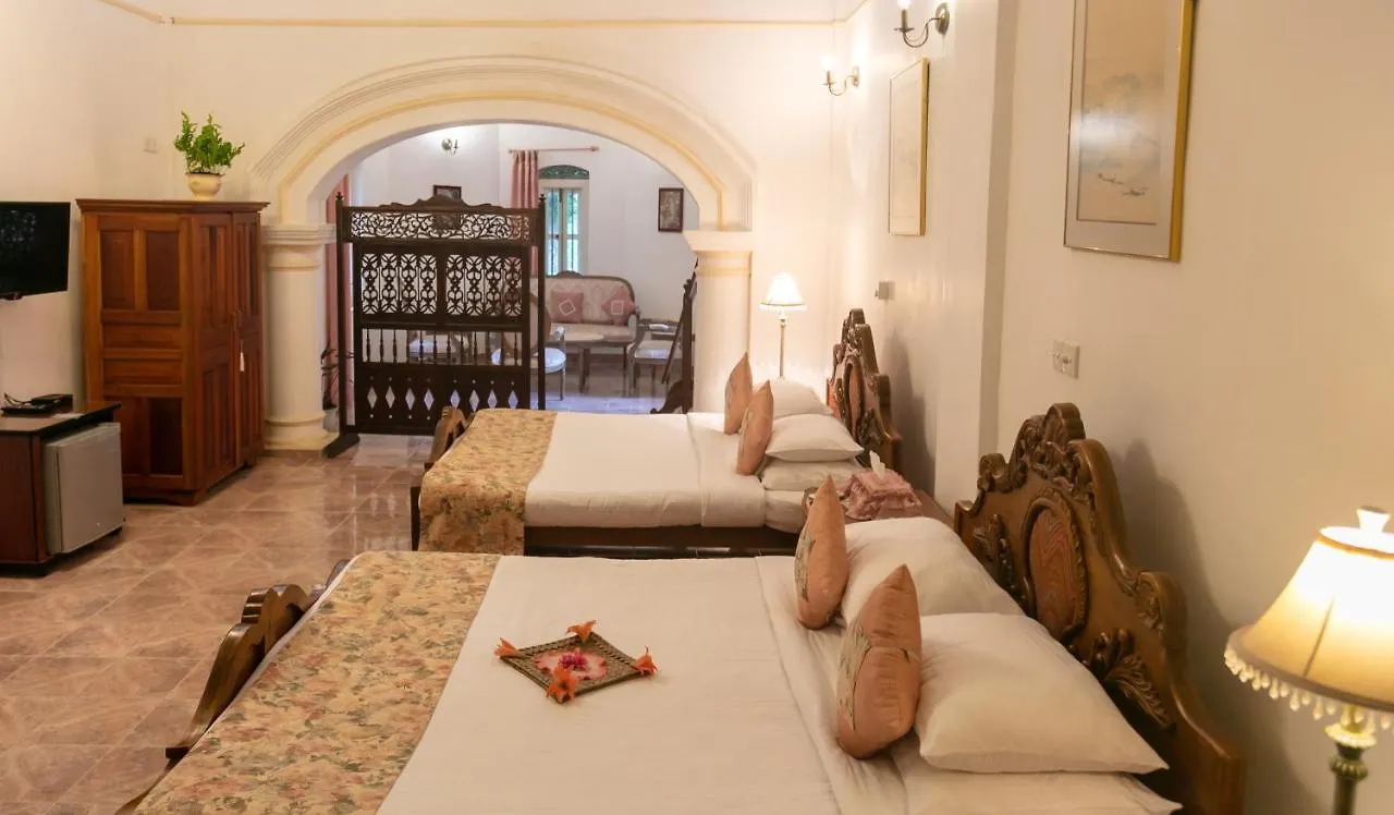 Manor House-Kandy Hotel